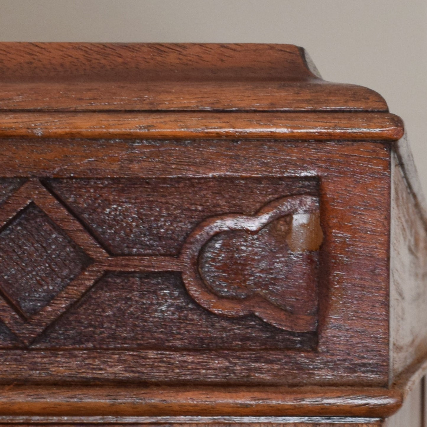 Mirrored Mahogany Hallrobe