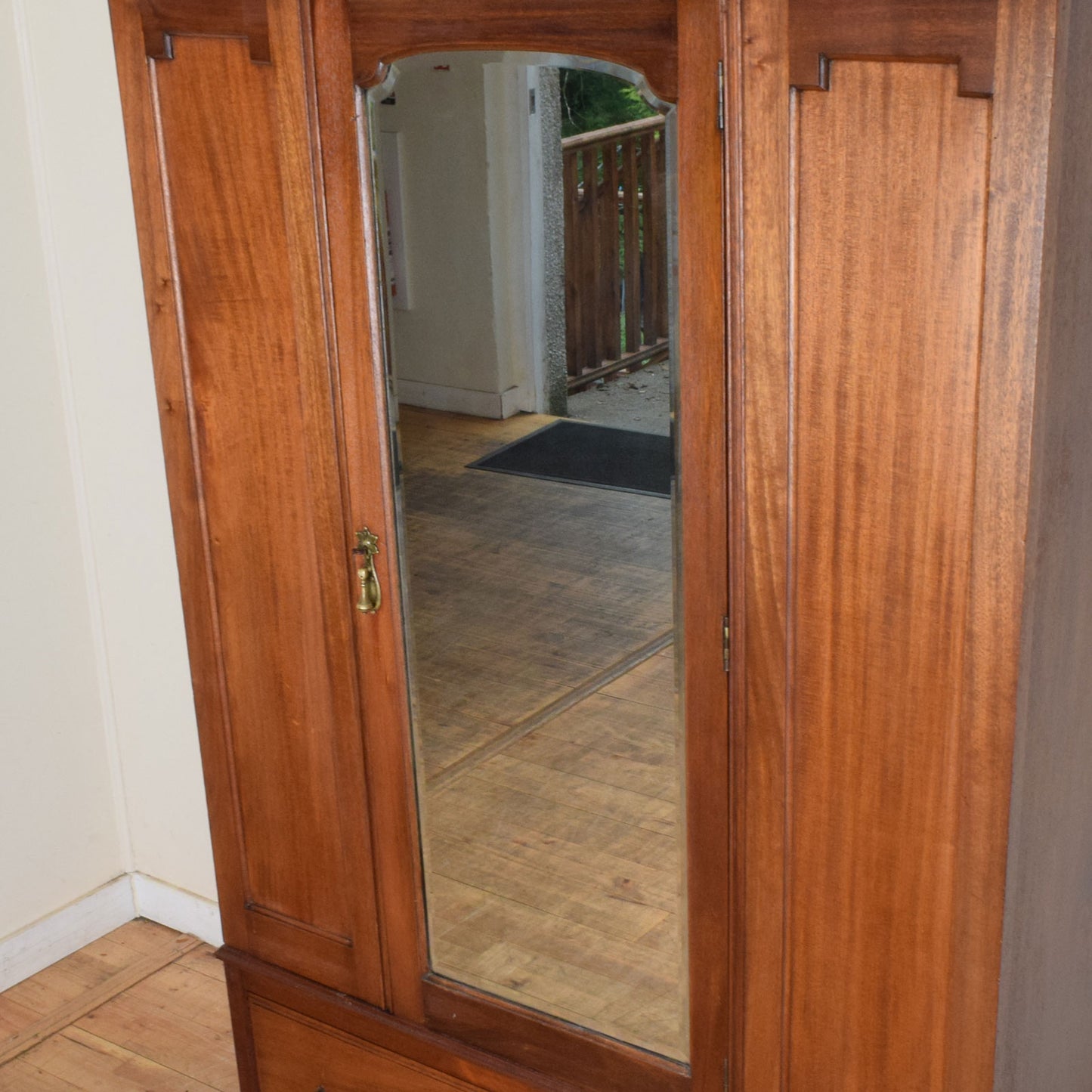 Mirrored Mahogany Hallrobe