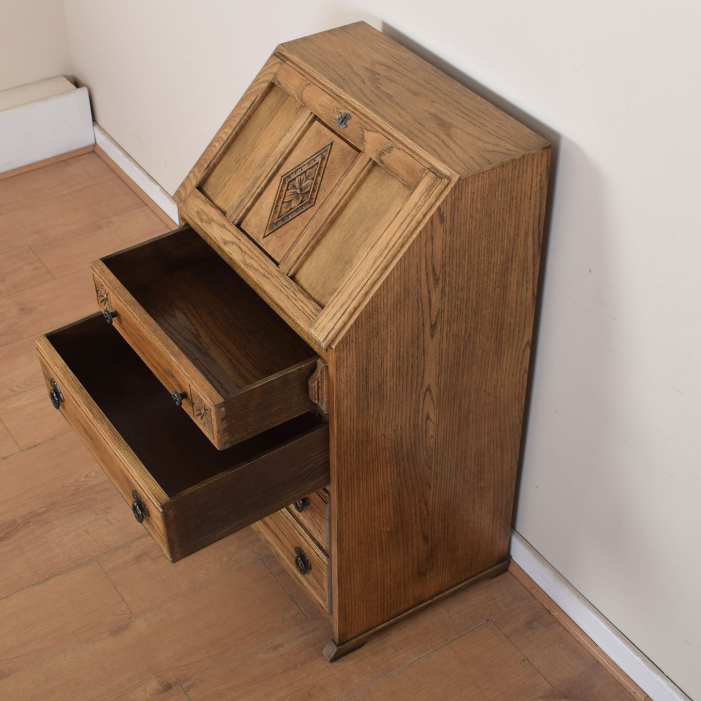 Old Charm Slim Bureau