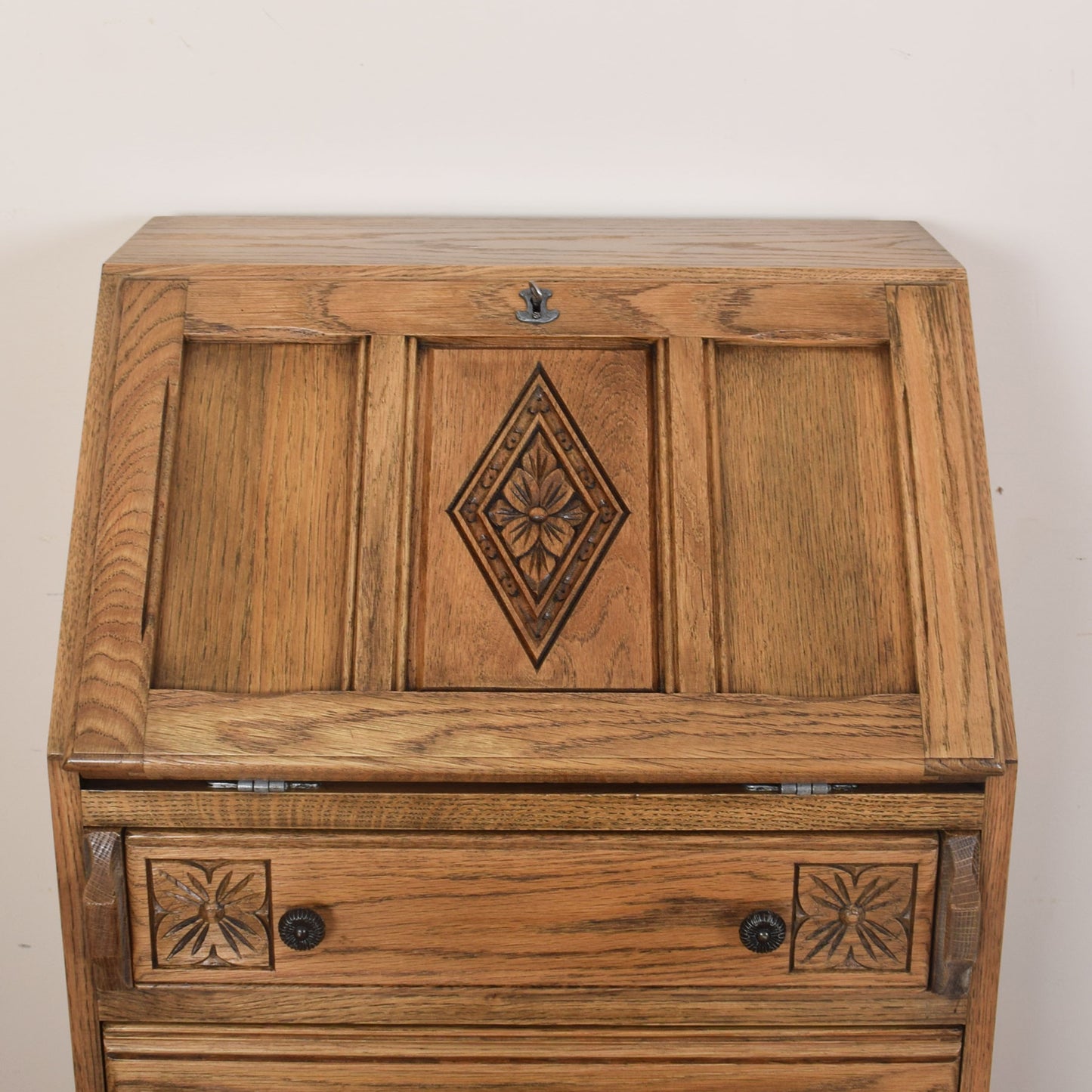 Old Charm Slim Bureau