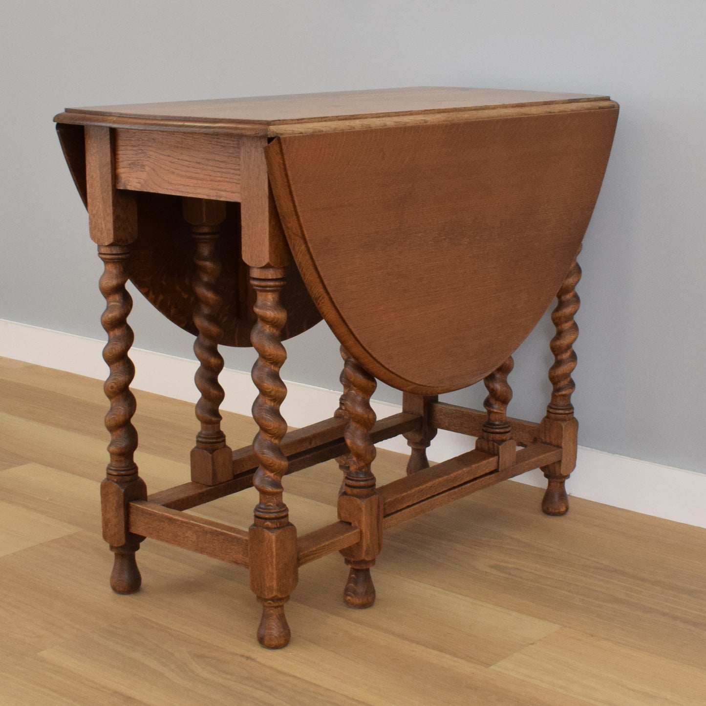 Barley-Twist Drop Leaf Table