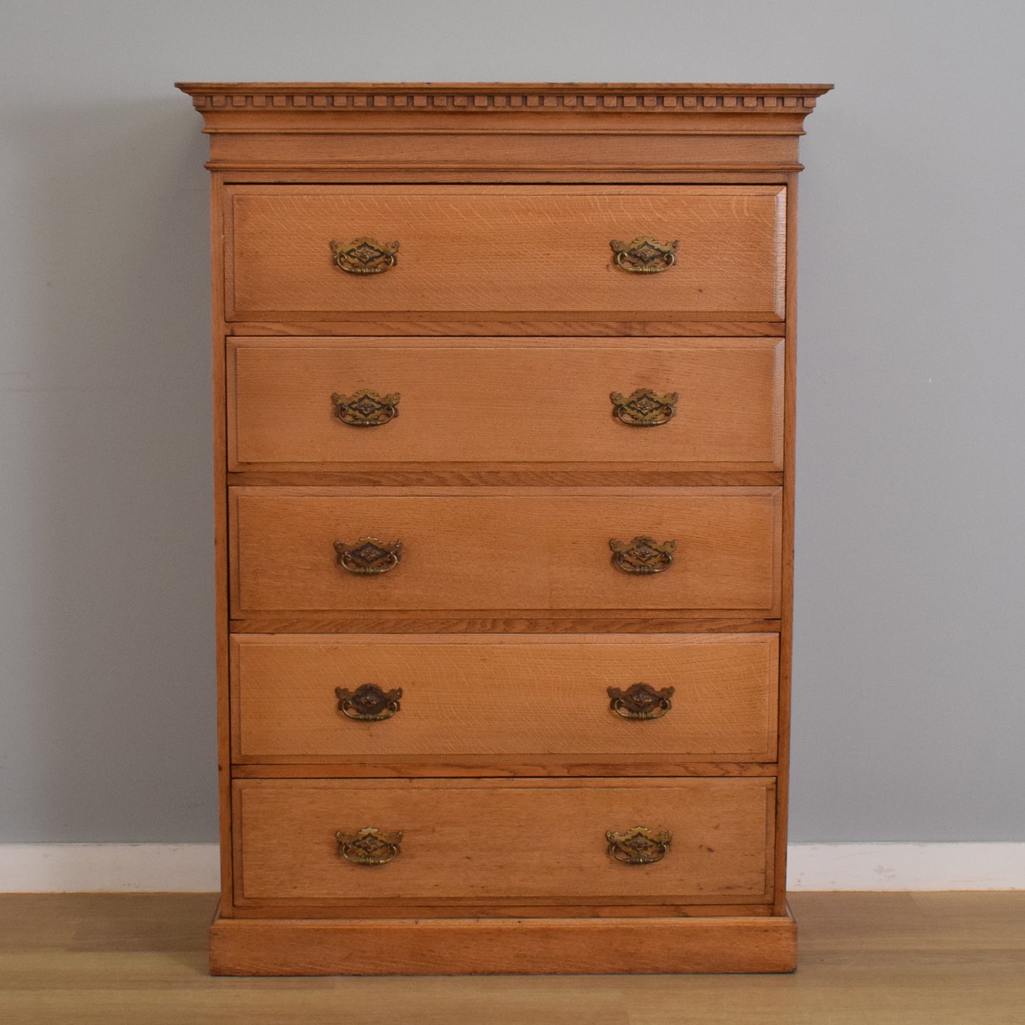 Large Oak Chest of Drawers