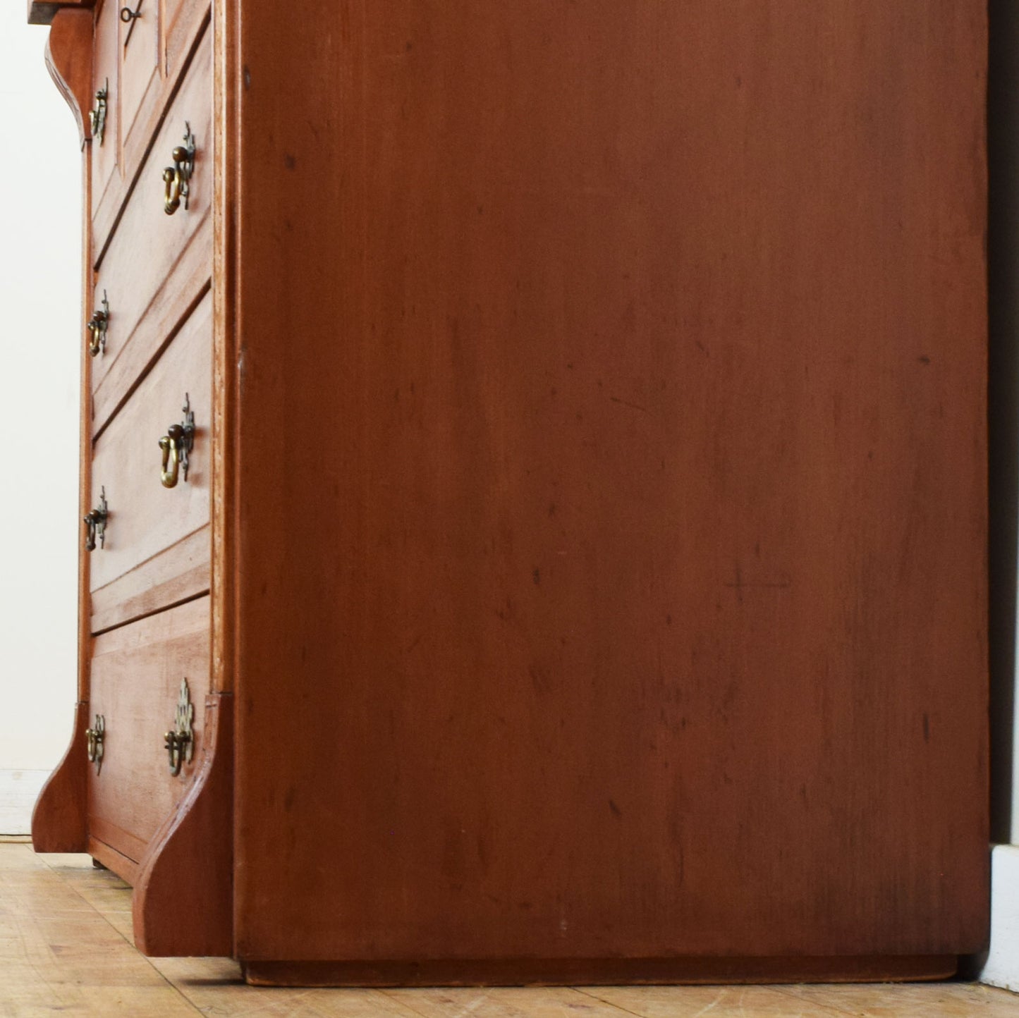 Large Mahogany Chest of Drawers