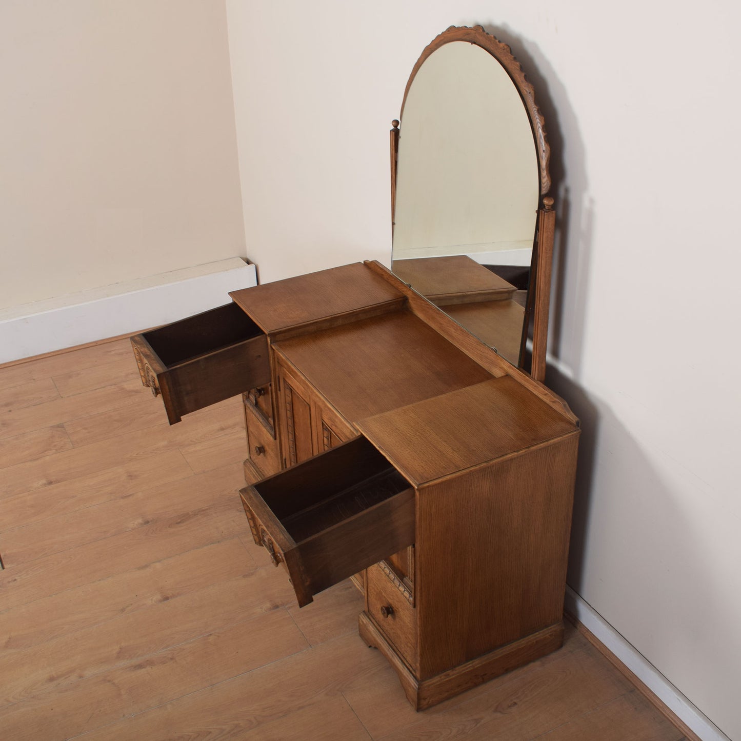Oak Dressing Table