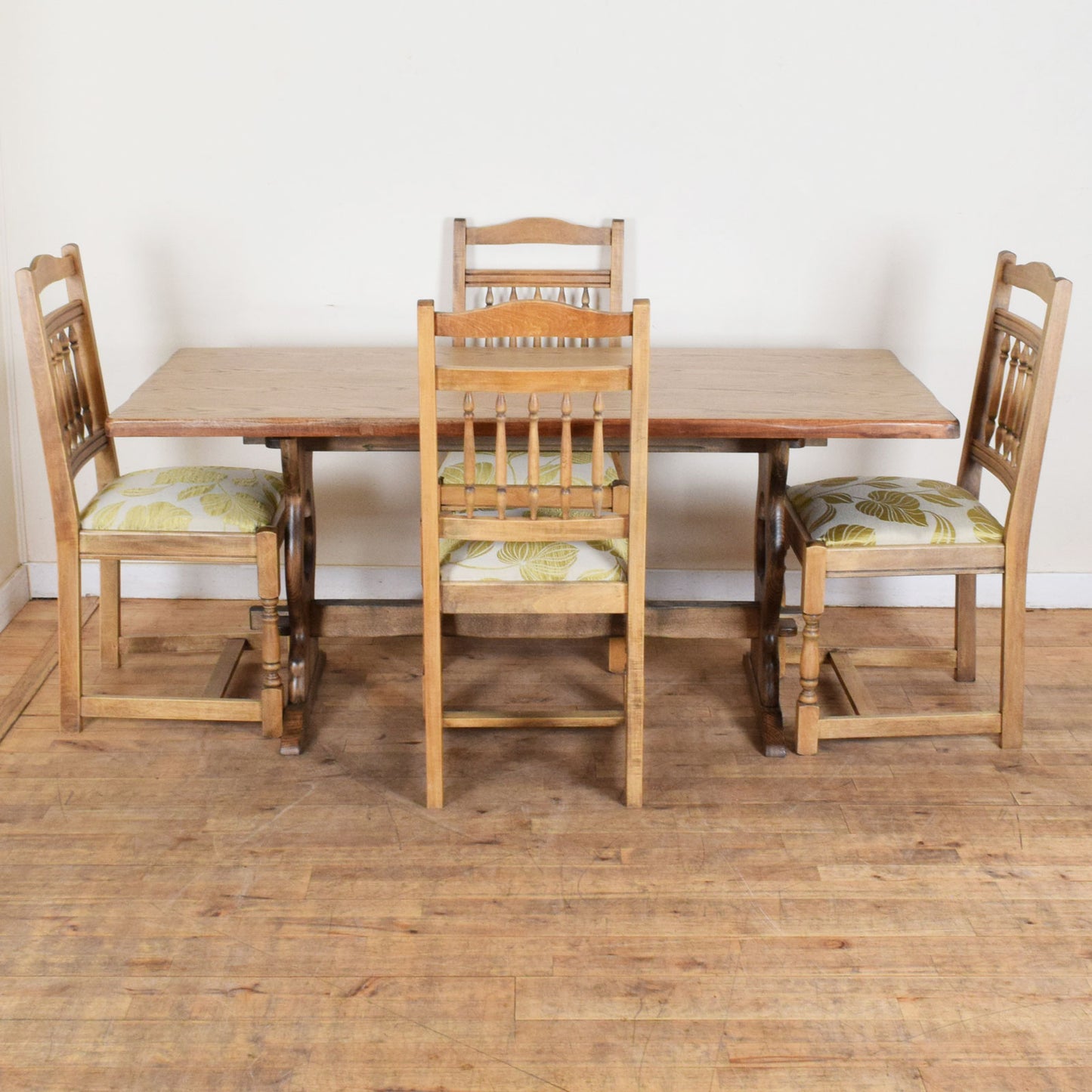 Farmhouse Oak Table and Four