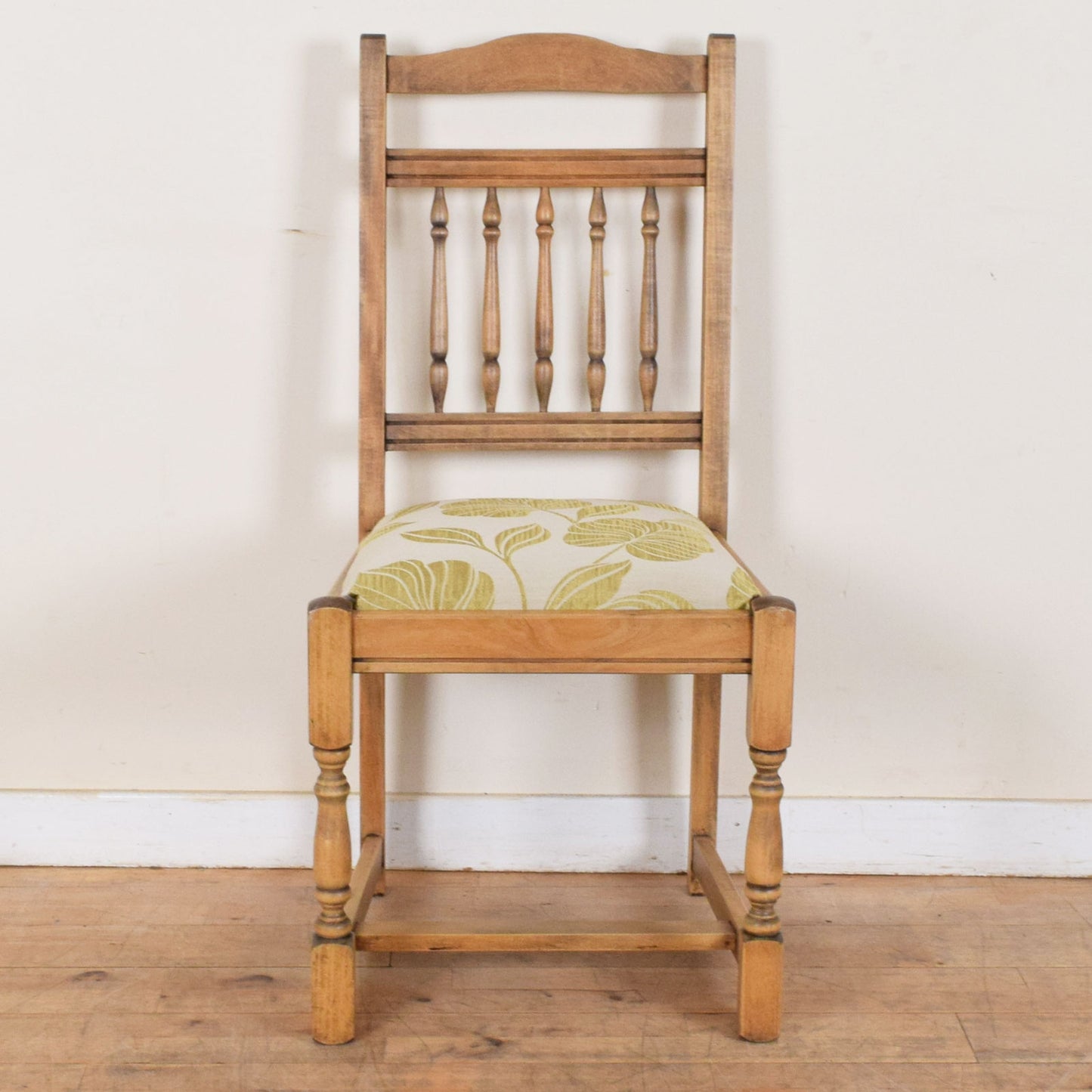 Farmhouse Oak Table and Four