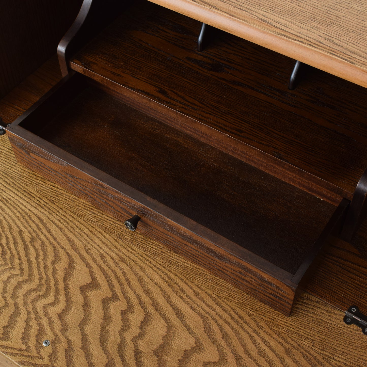 Oak Bureau