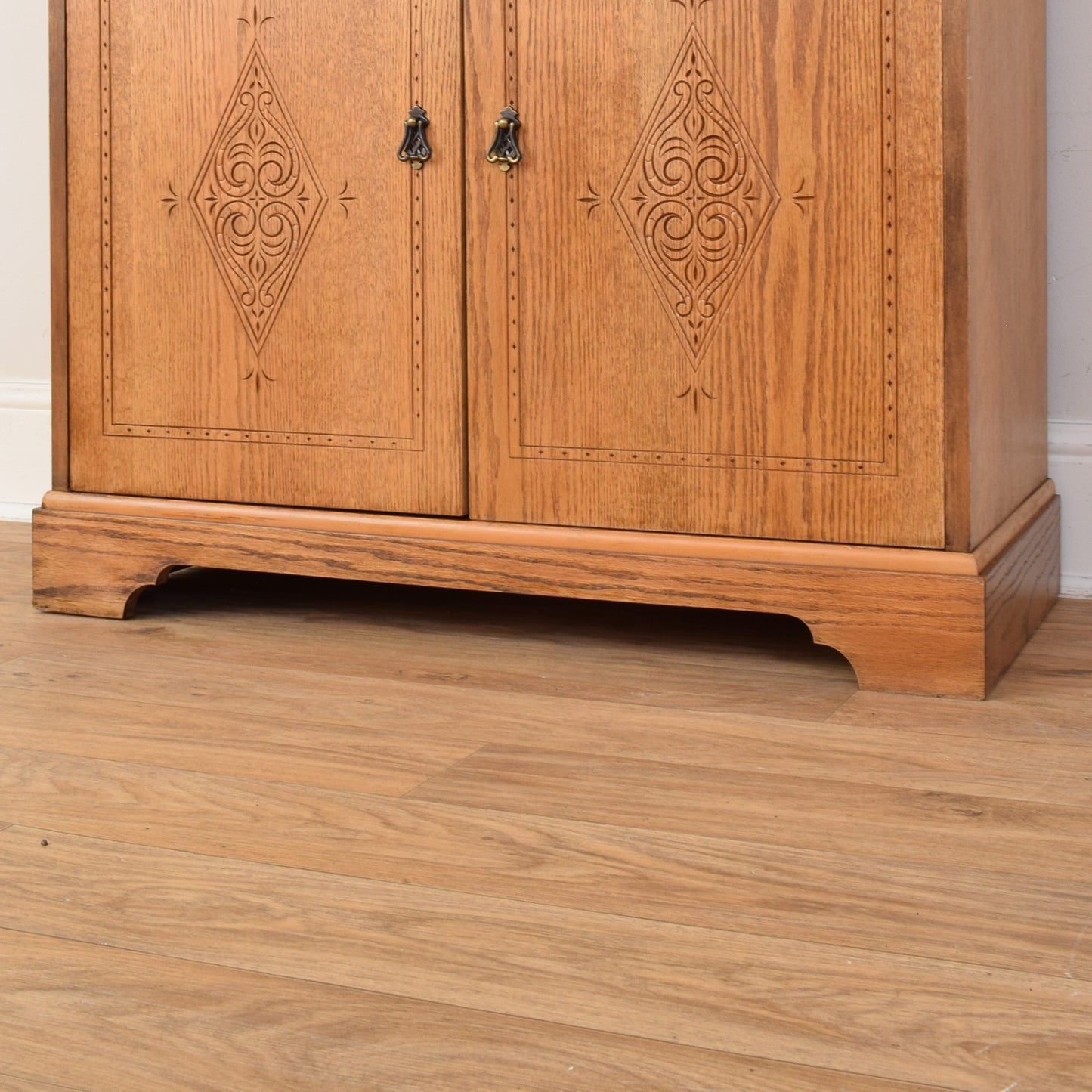 Oak Bureau
