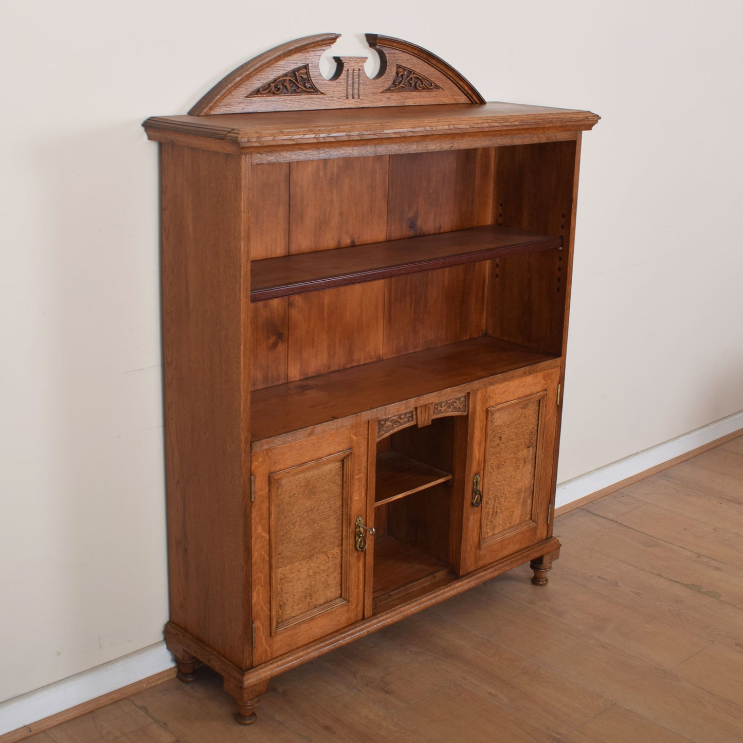 Oak Bookcase With Cupboard Unit