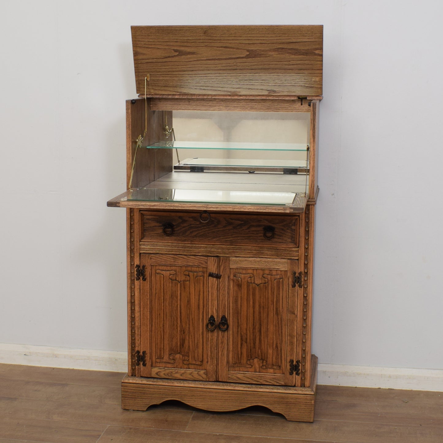 Jaycee Drinks Cabinet