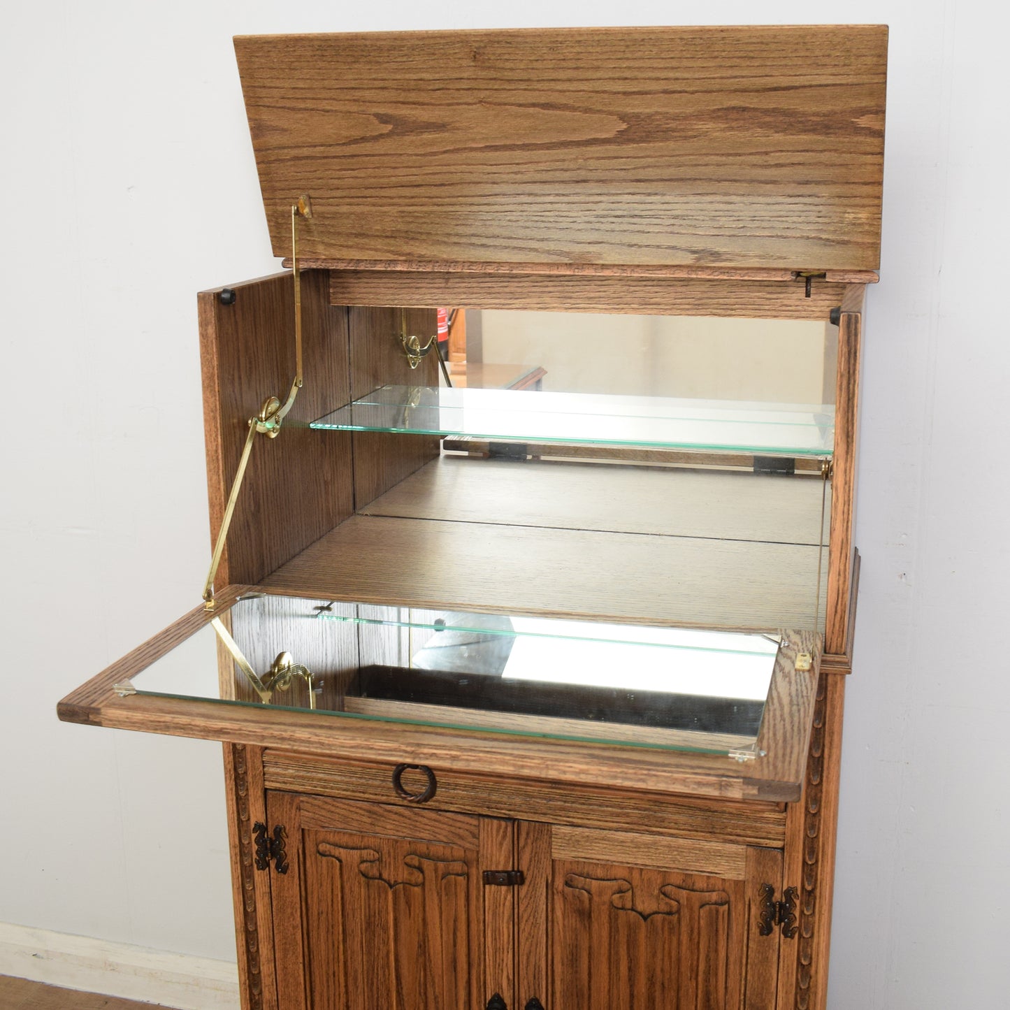 Jaycee Drinks Cabinet