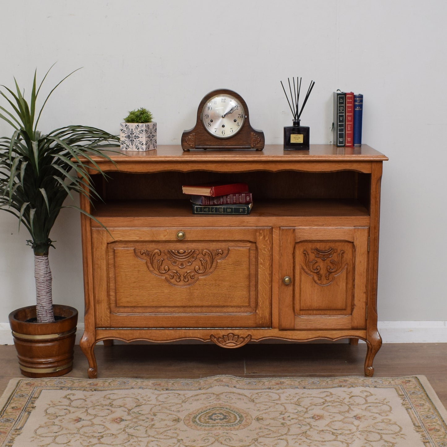 French Sideboard / Drinks Cabinet