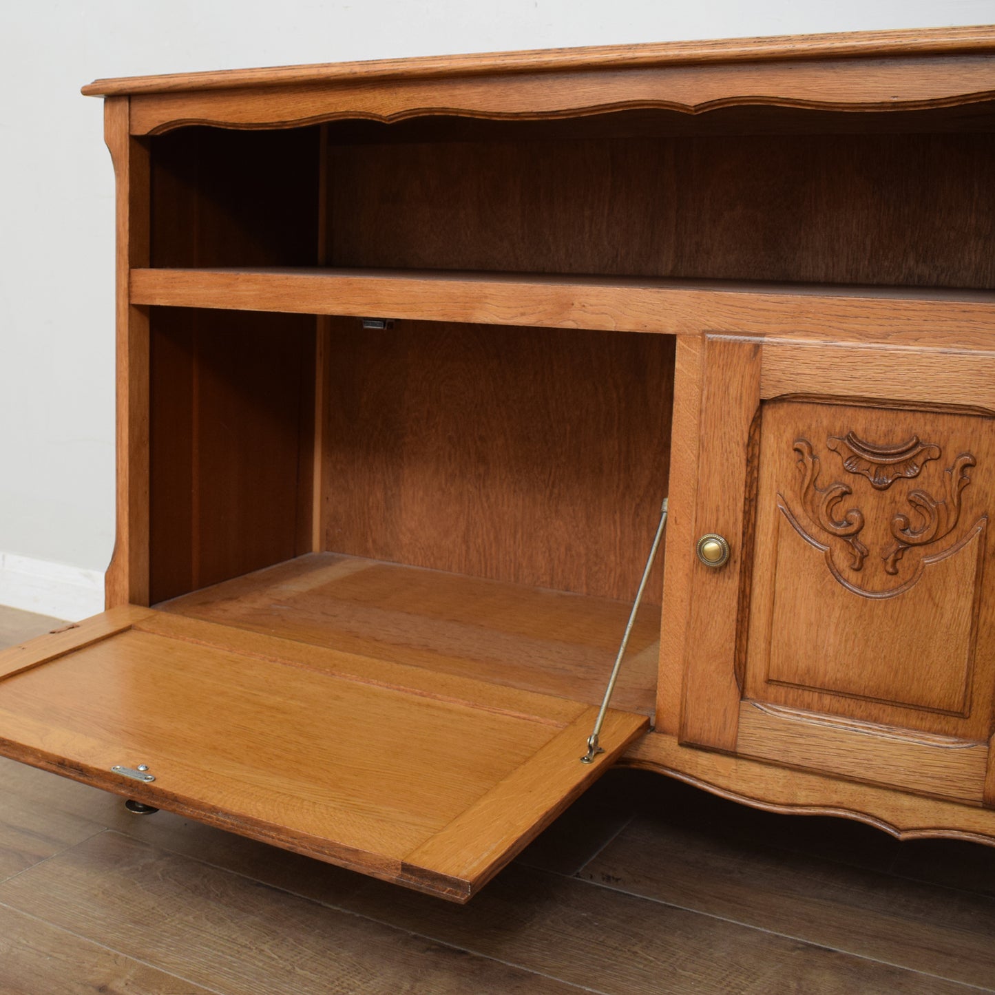 French Sideboard / Drinks Cabinet