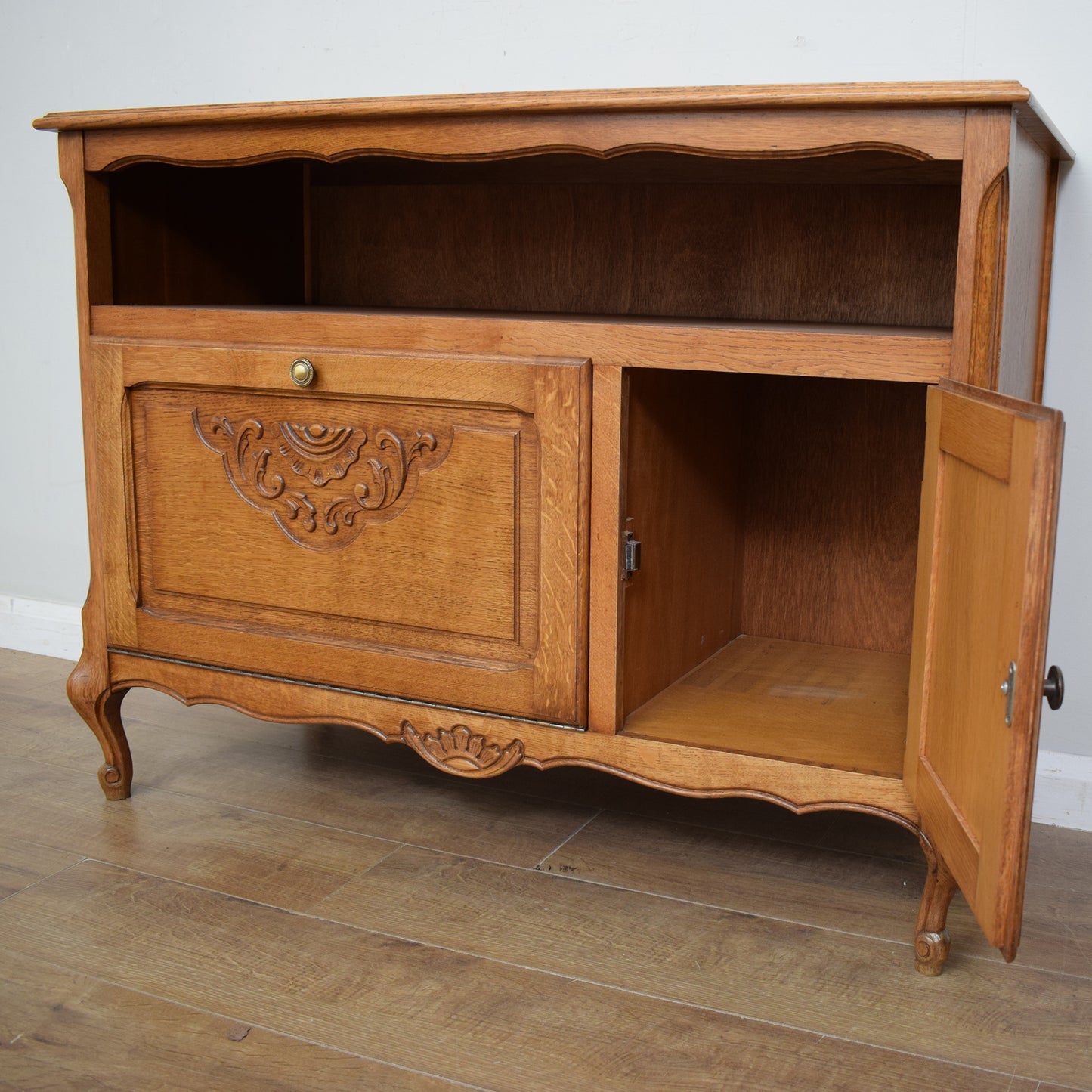 French Sideboard / Drinks Cabinet