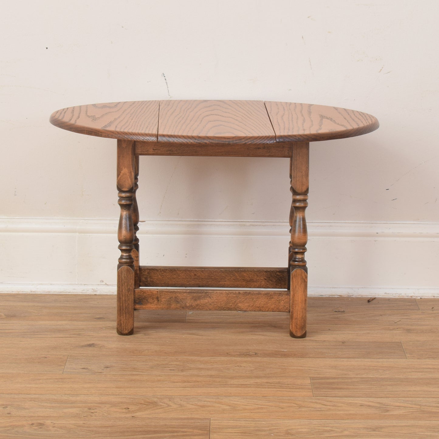 Rotating Drop Leaf Table