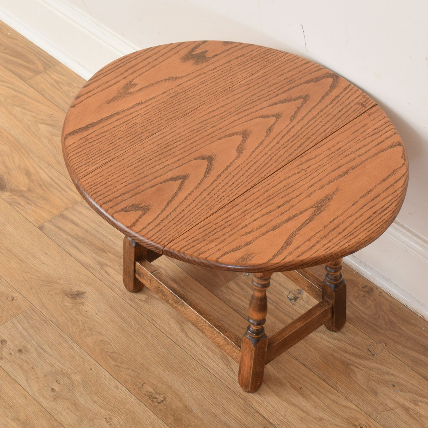 Rotating Drop Leaf Table