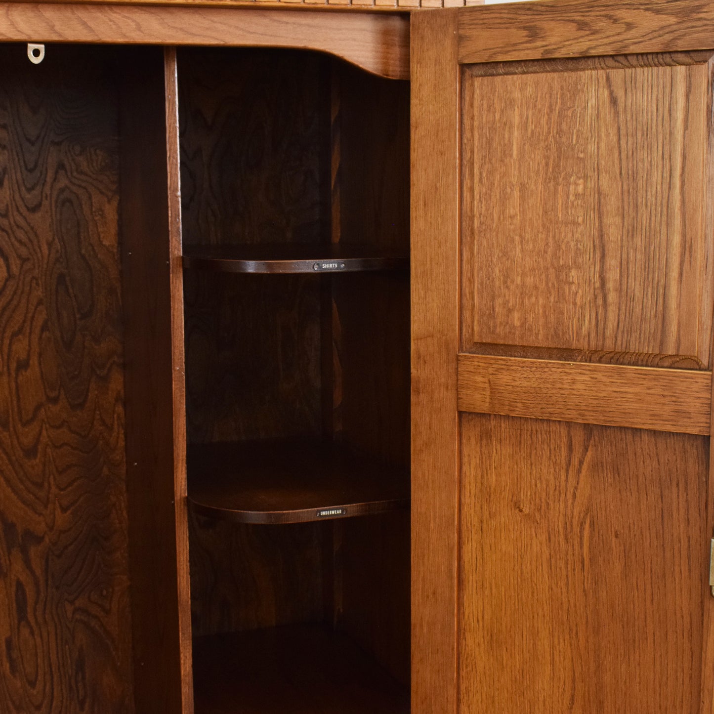 Small Old Charm Gents Wardrobe
