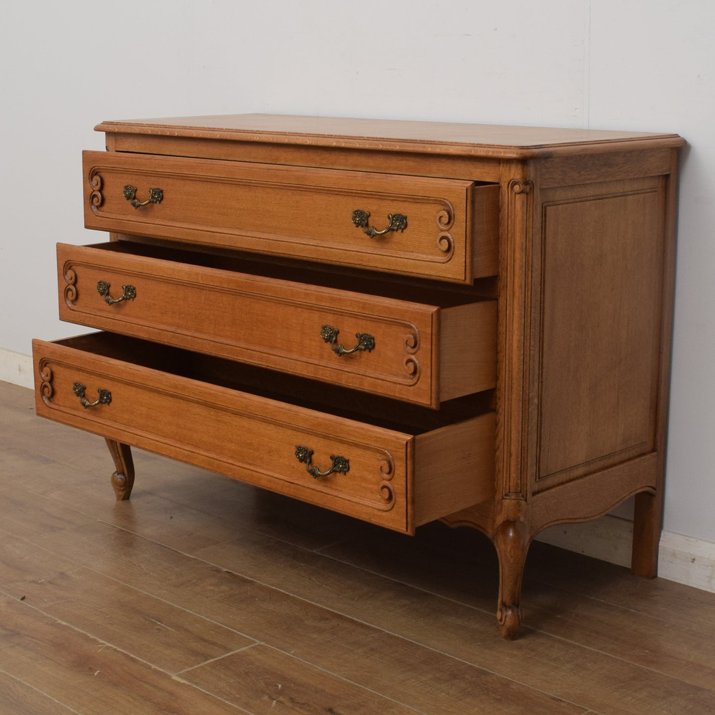 French Chest of Drawers