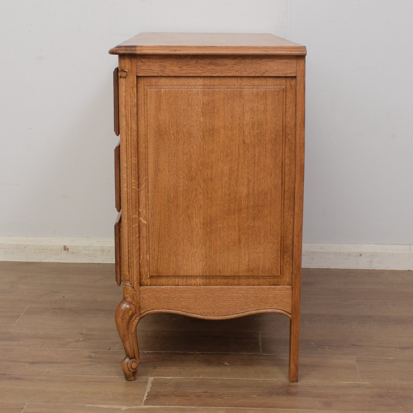 French Chest of Drawers