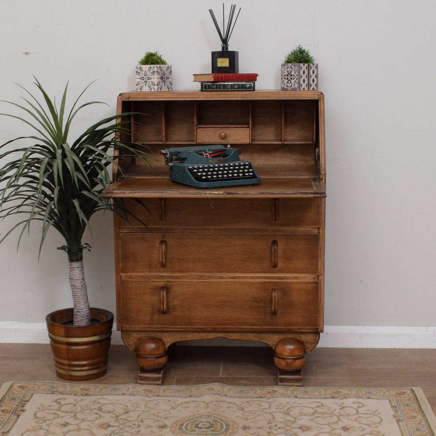 Vintage Art-Deco Bureau