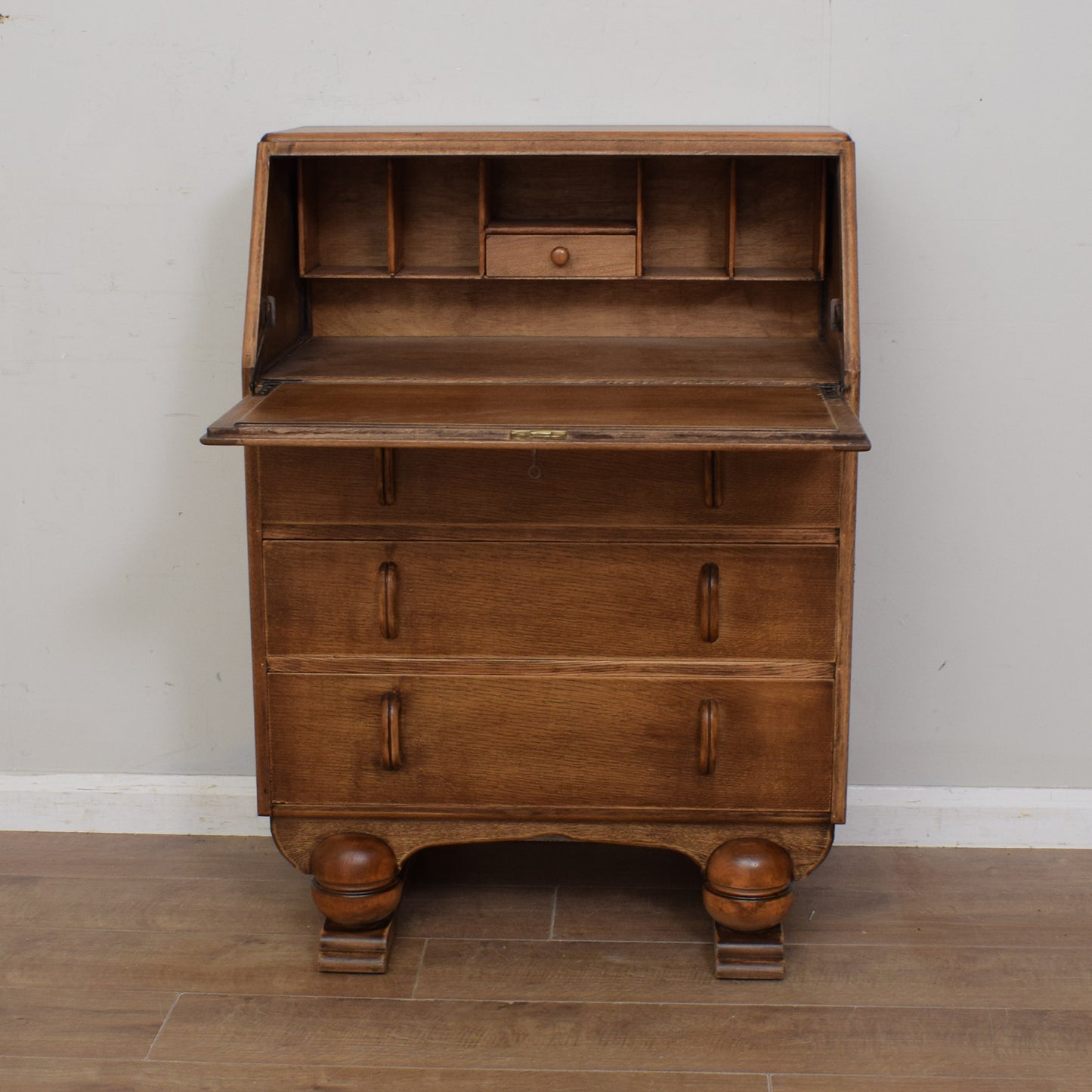 Vintage Art-Deco Bureau