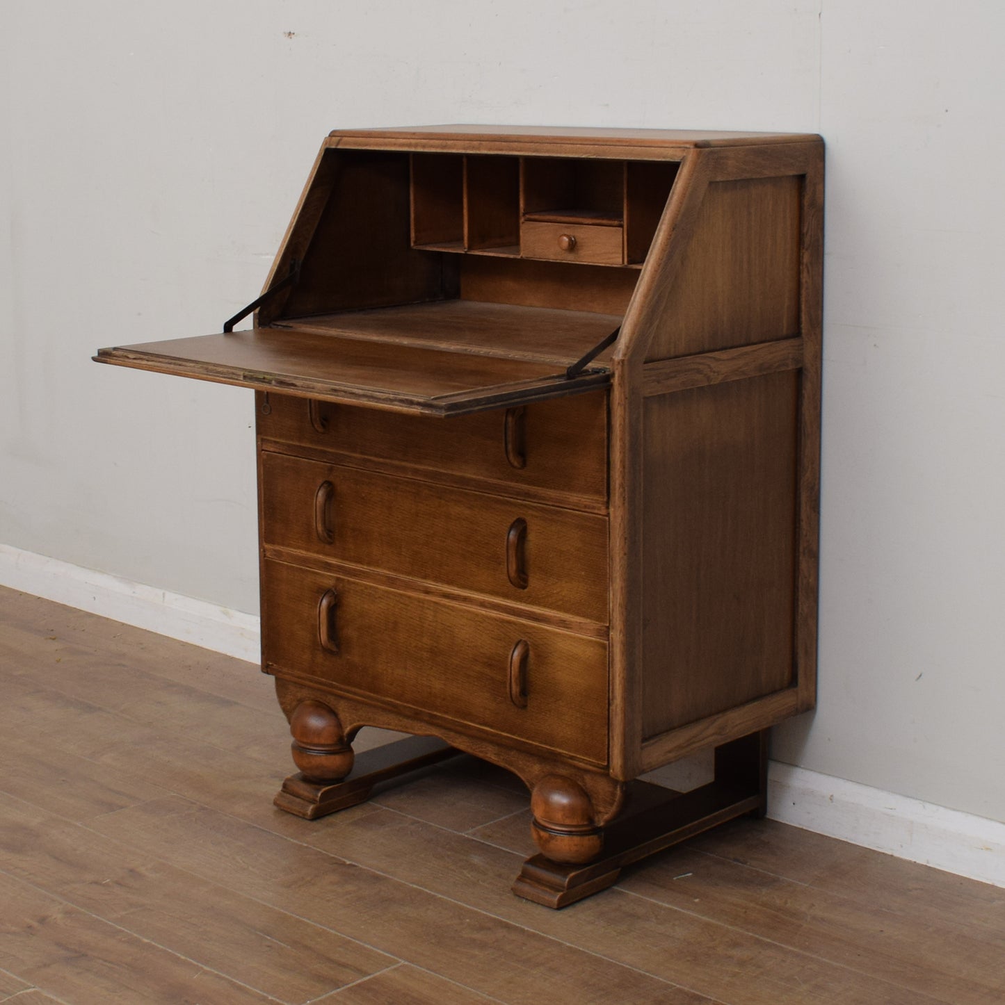 Vintage Art-Deco Bureau