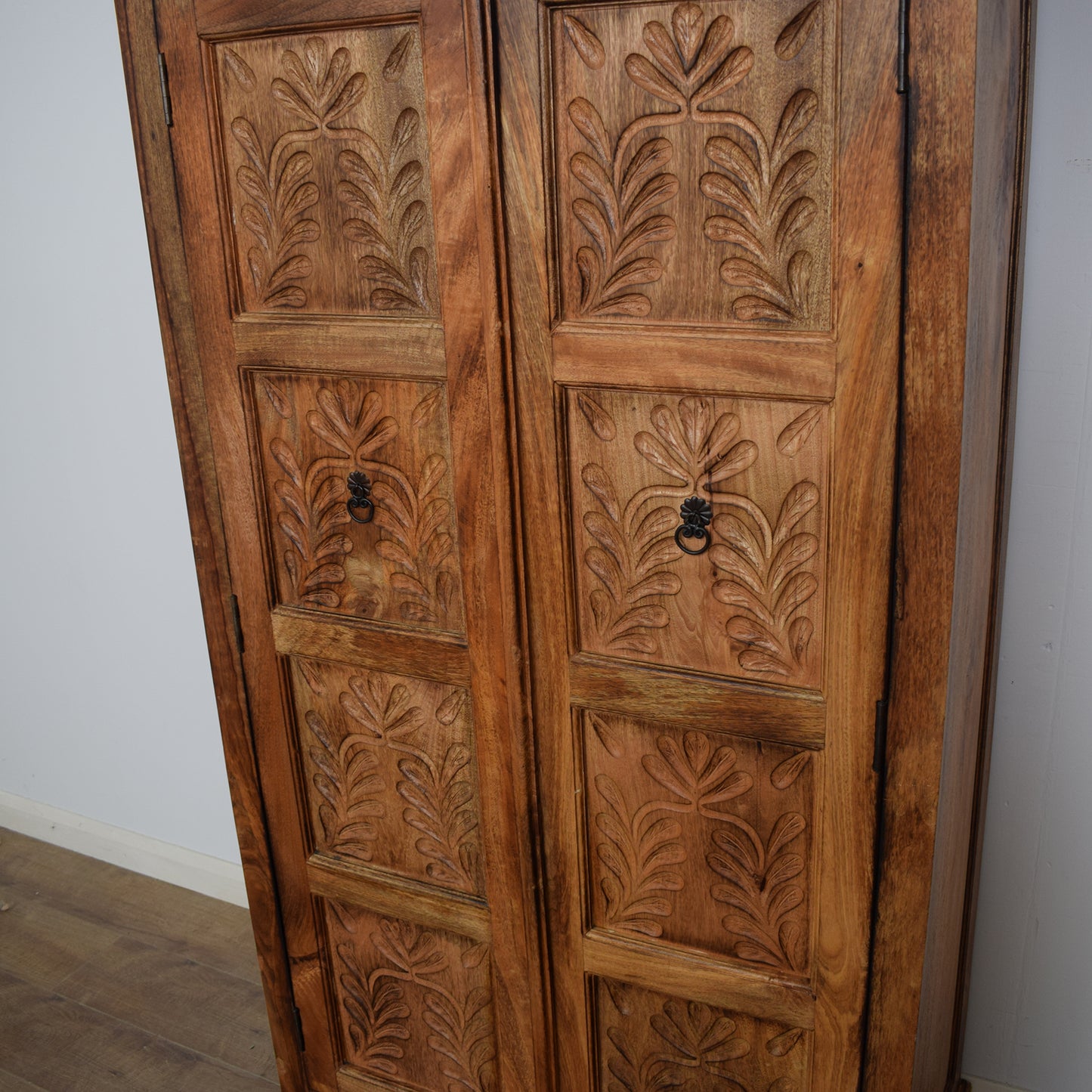 Mango Wardrobe