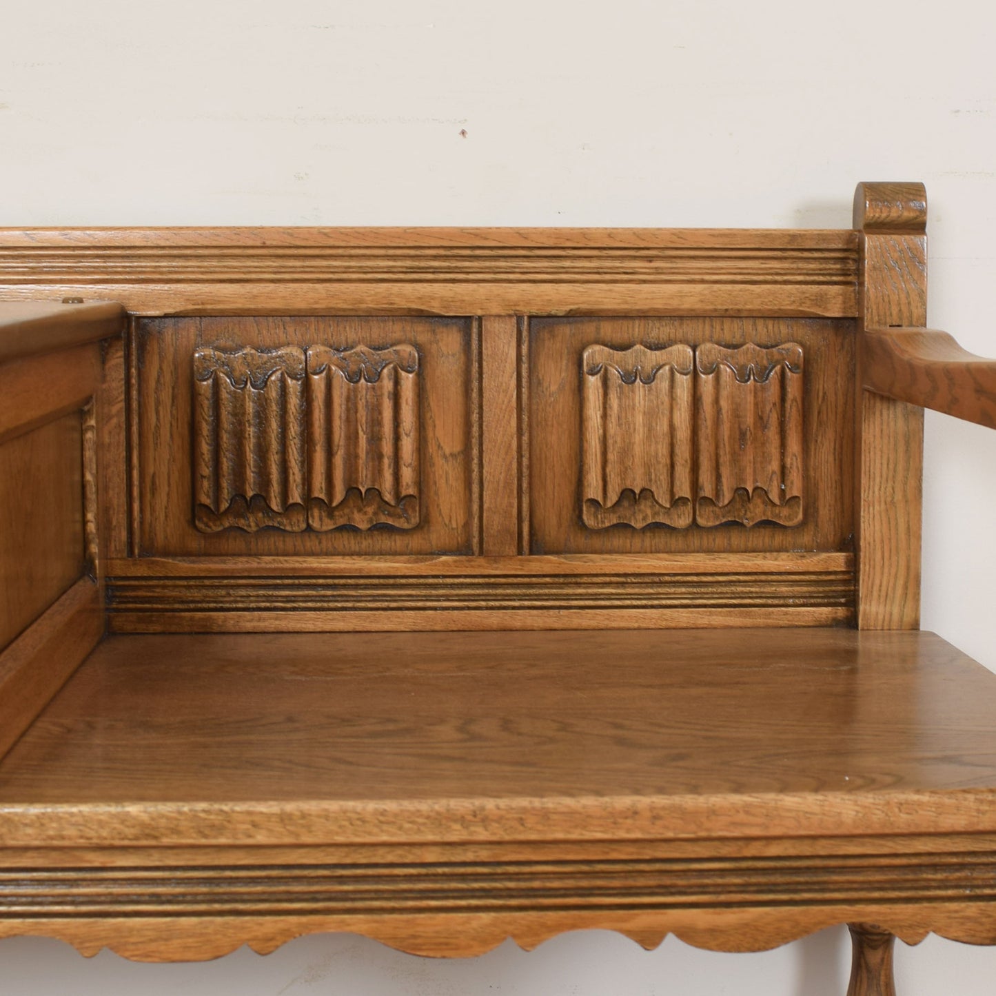 Old Charm Telephone Seat