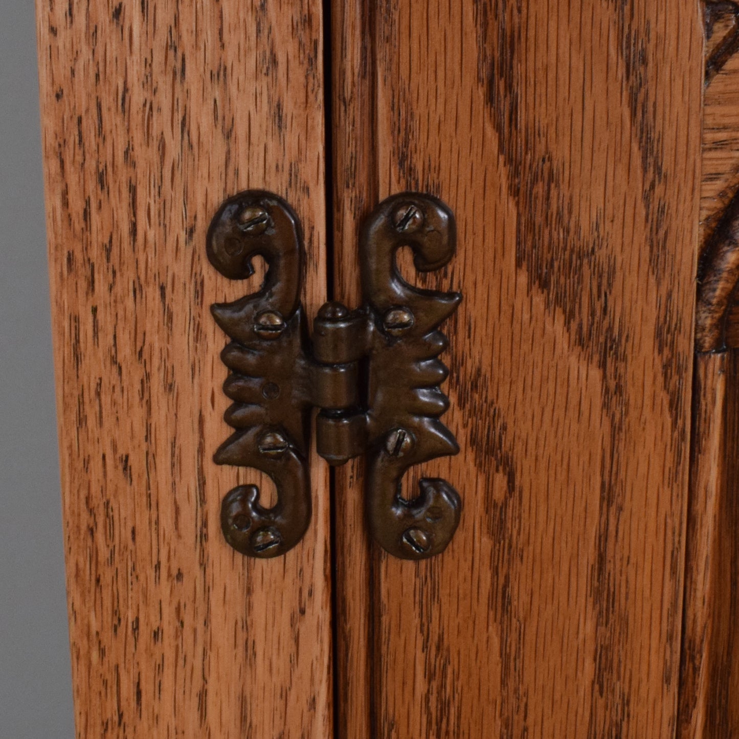 'Old Charm' Oak Sideboard