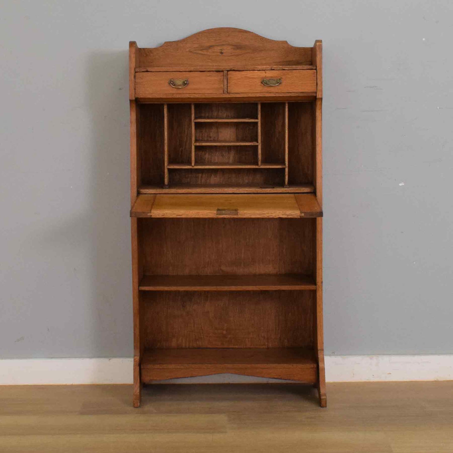 Oak Students Bureau