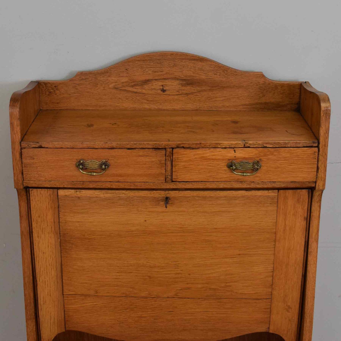 Oak Students Bureau