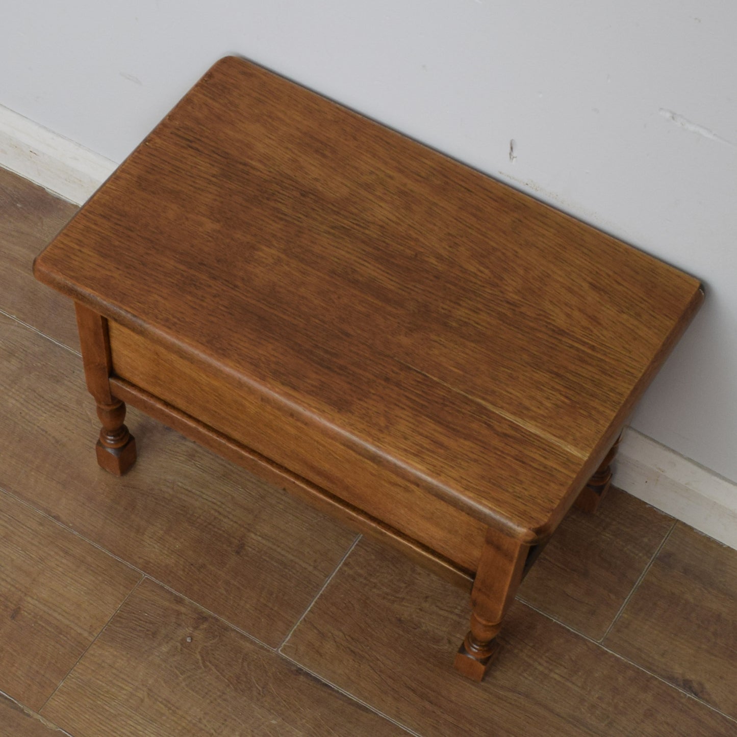 Petite Oak Storage Box