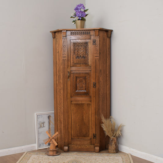 Corner Linen Cupboard