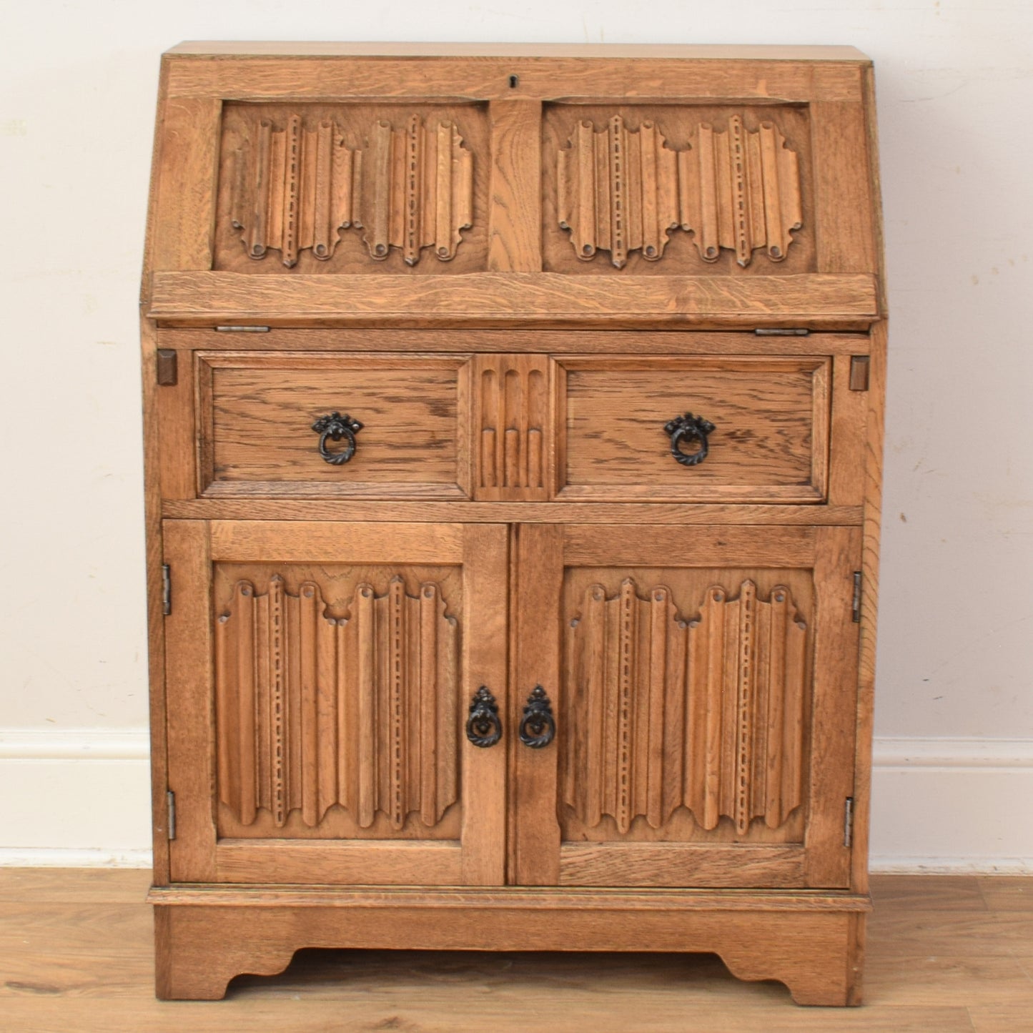 Oak Linenfold Bureau
