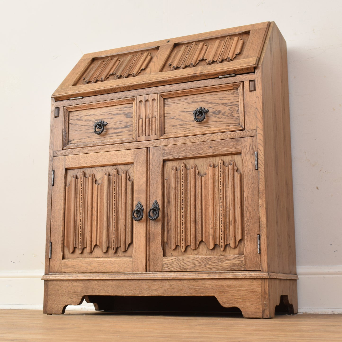 Oak Linenfold Bureau