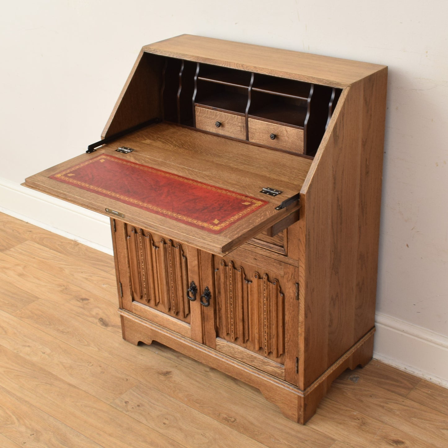Oak Linenfold Bureau