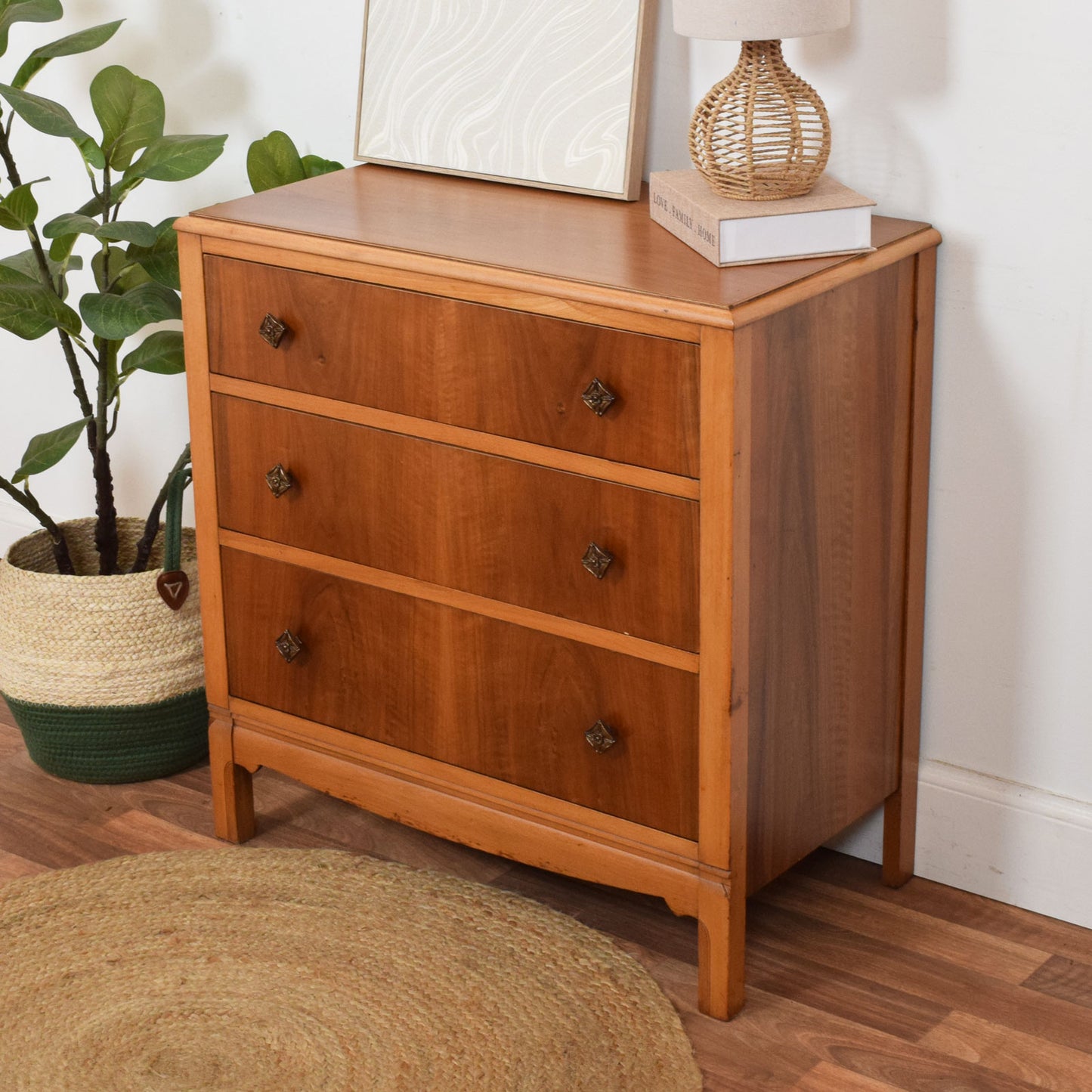 Walnut chest of Dressers