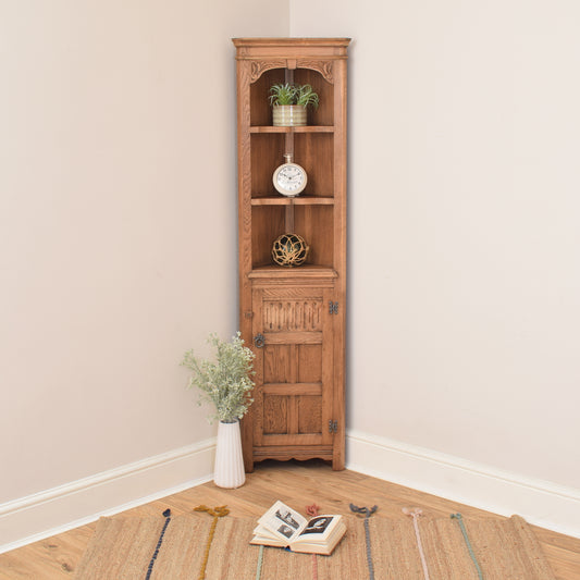 Oak Corner Unit