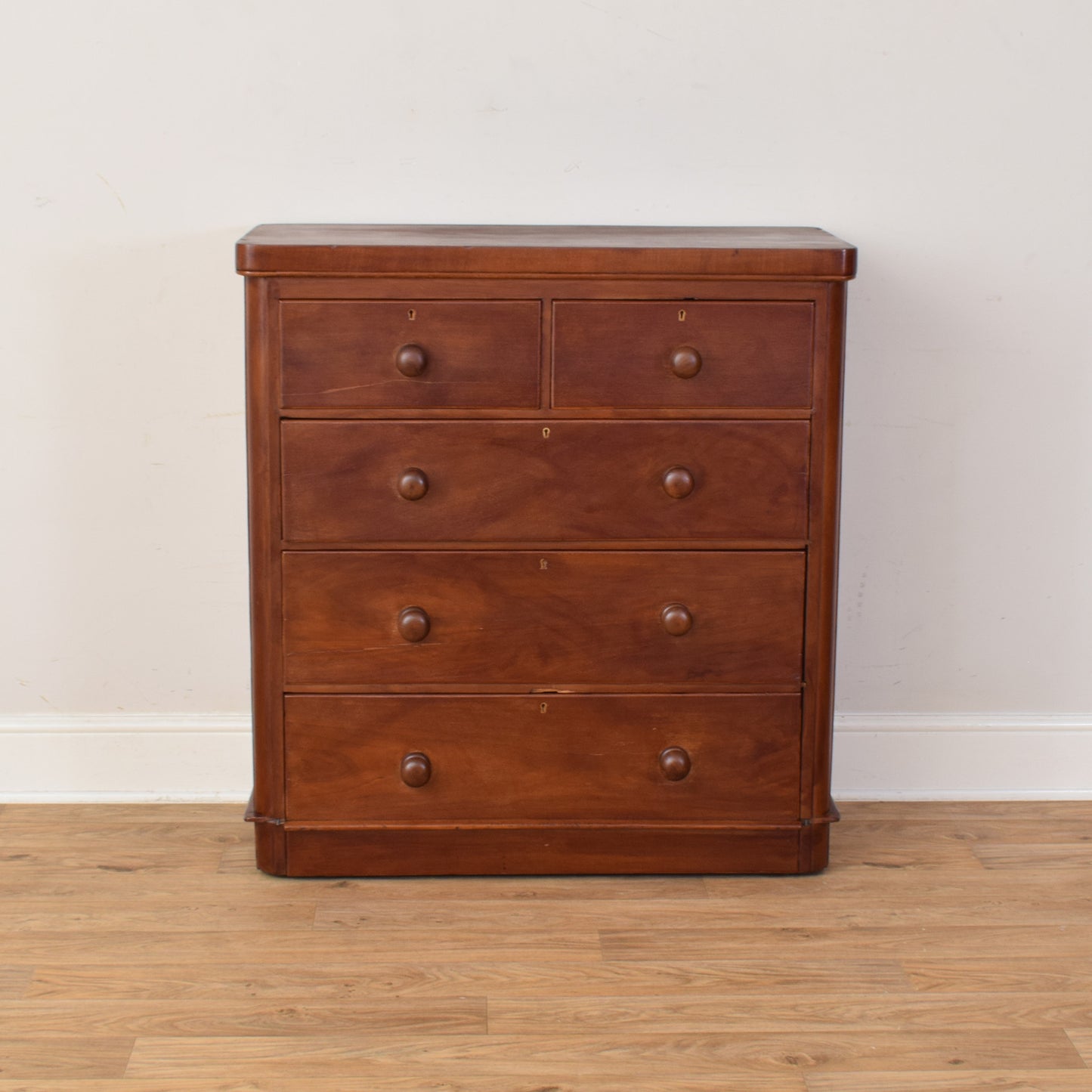 Mahogany Chest Of Drawers