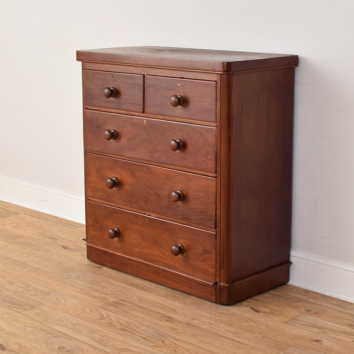Mahogany Chest Of Drawers