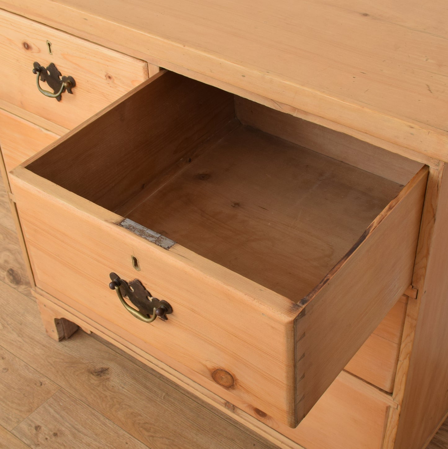 Pine Chest Of Drawers