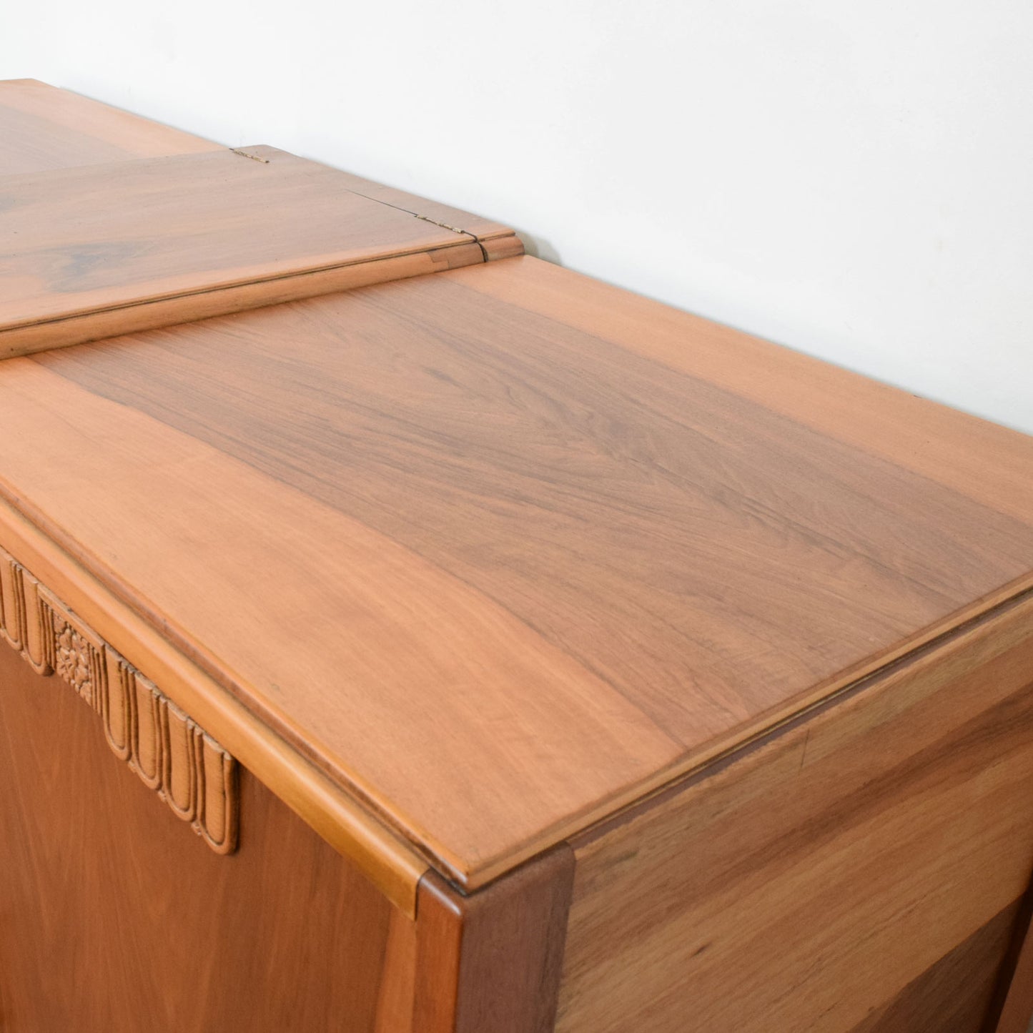 Gentleman's Dressing Cabinet