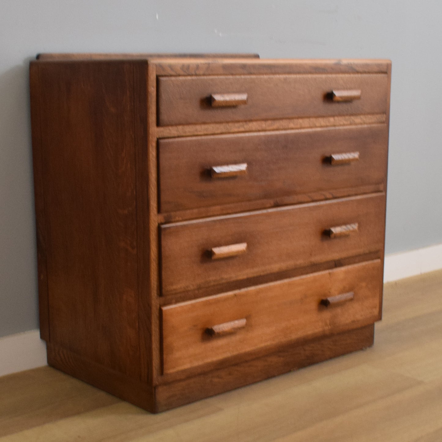 Small Oak Chest of Drawers