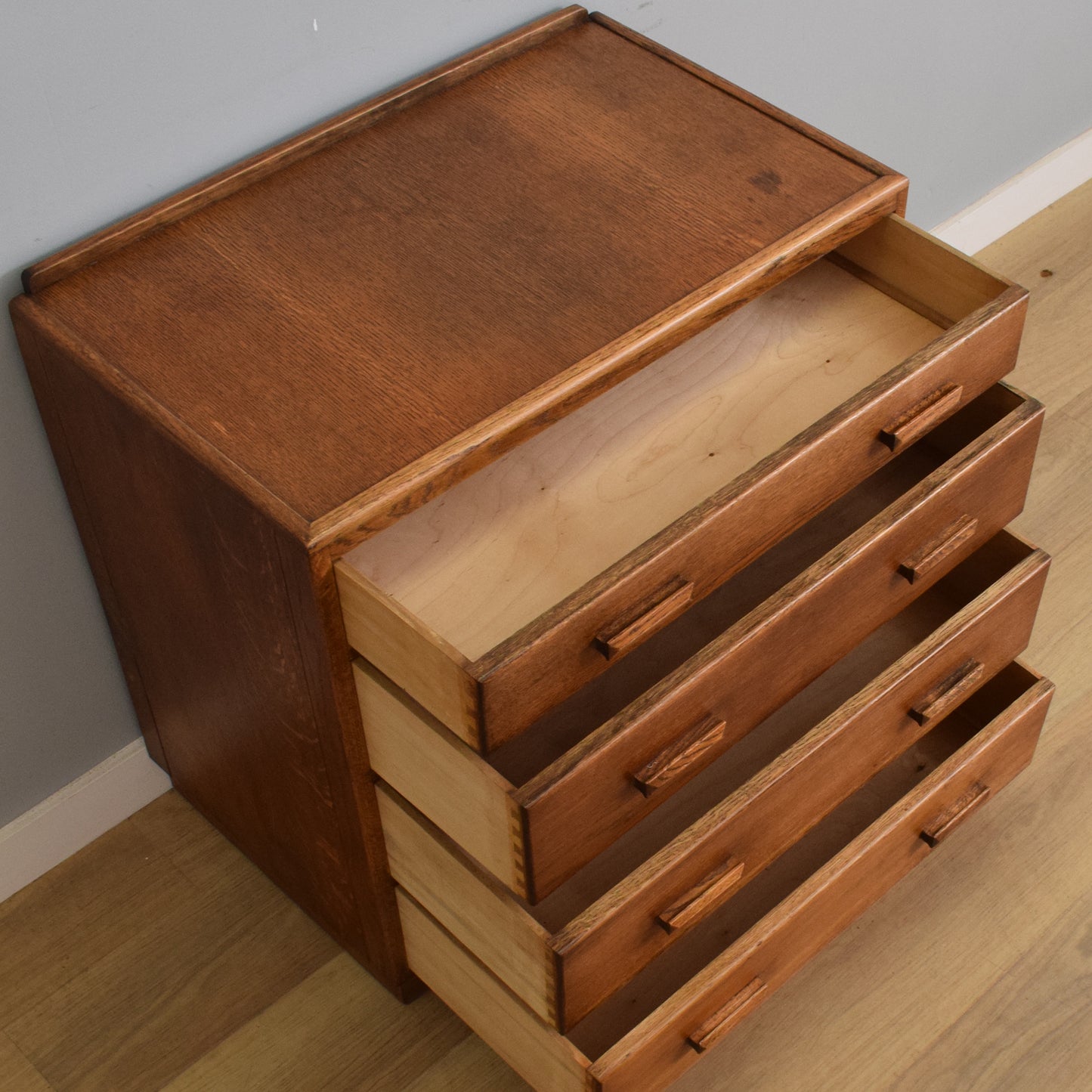 Small Oak Chest of Drawers