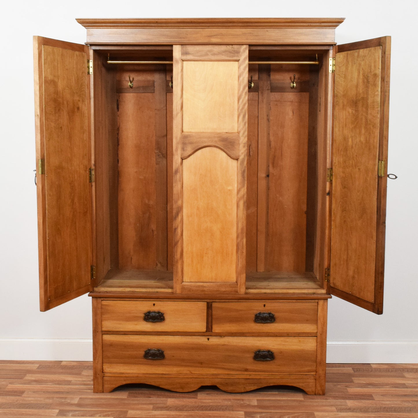 Mirrored Mahogany Hallrobe