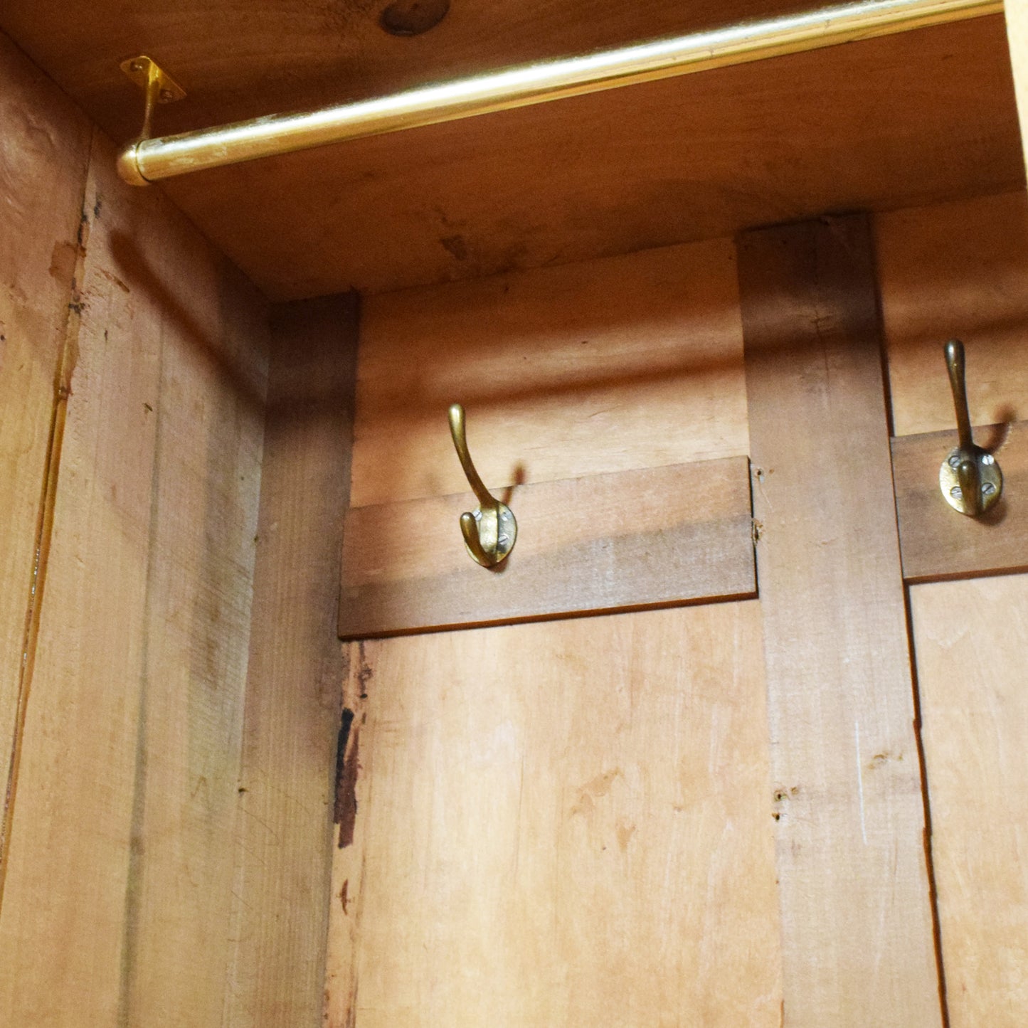 Mirrored Mahogany Hallrobe