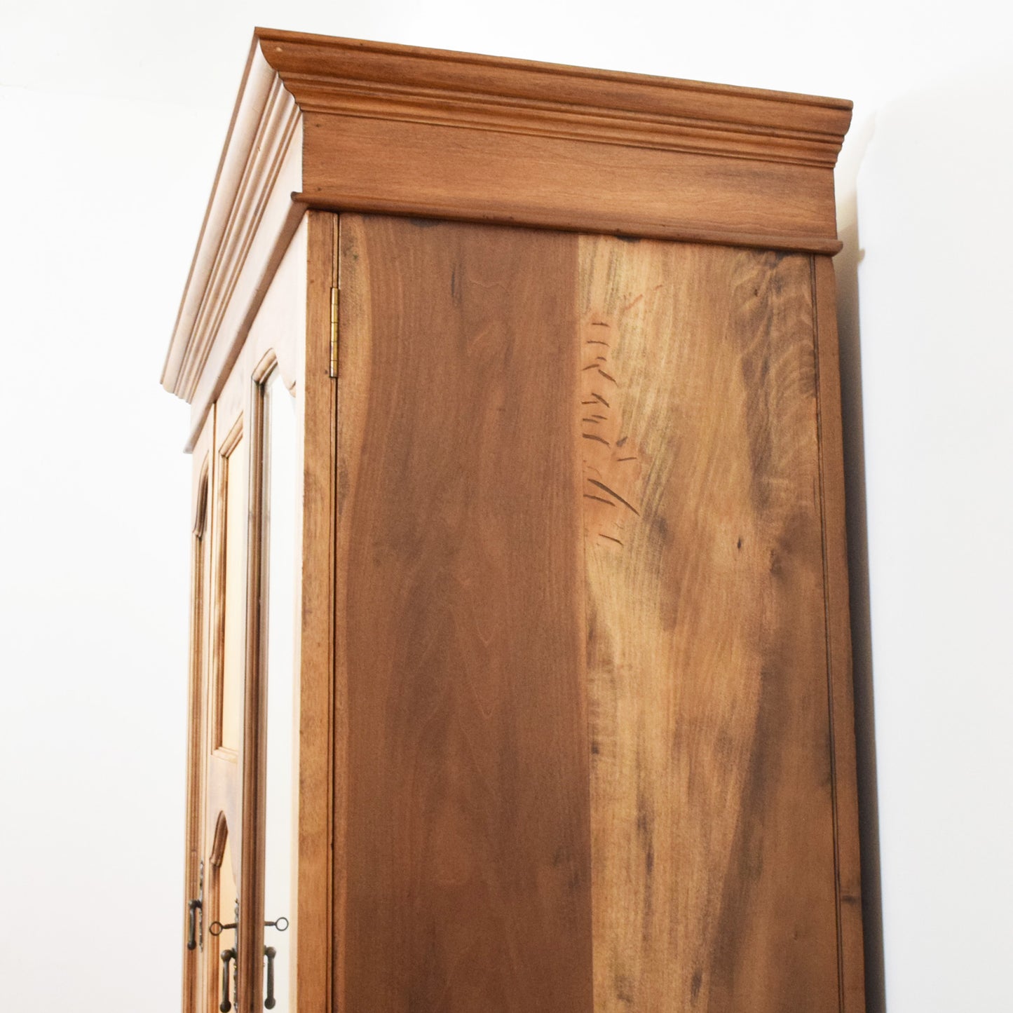 Mirrored Mahogany Hallrobe