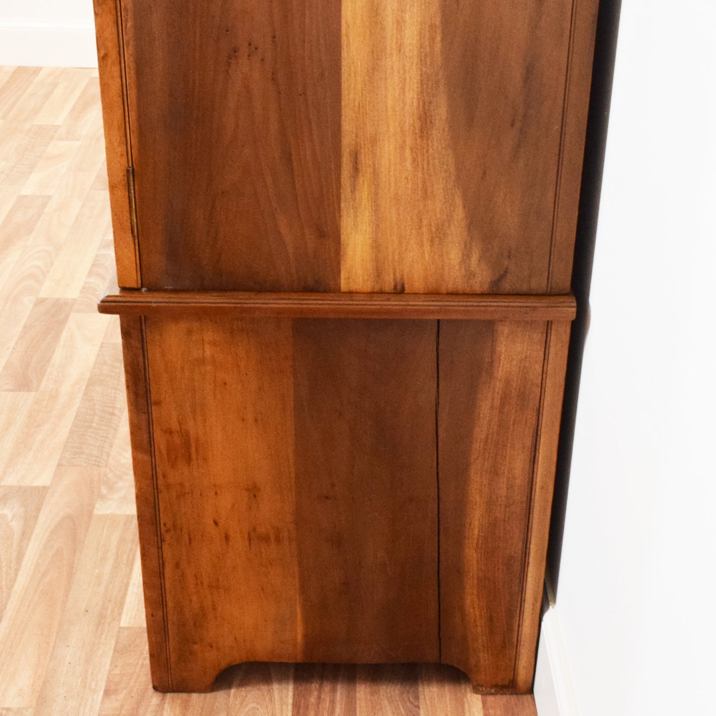 Mirrored Mahogany Hallrobe