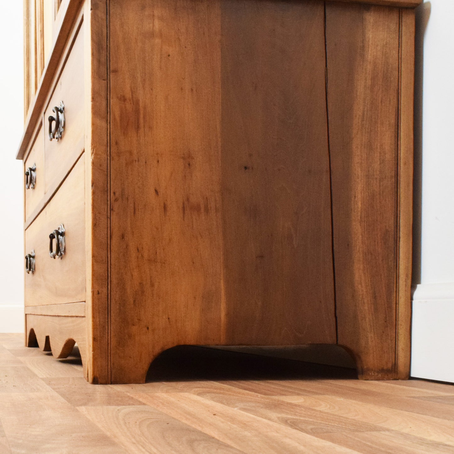 Mirrored Mahogany Hallrobe