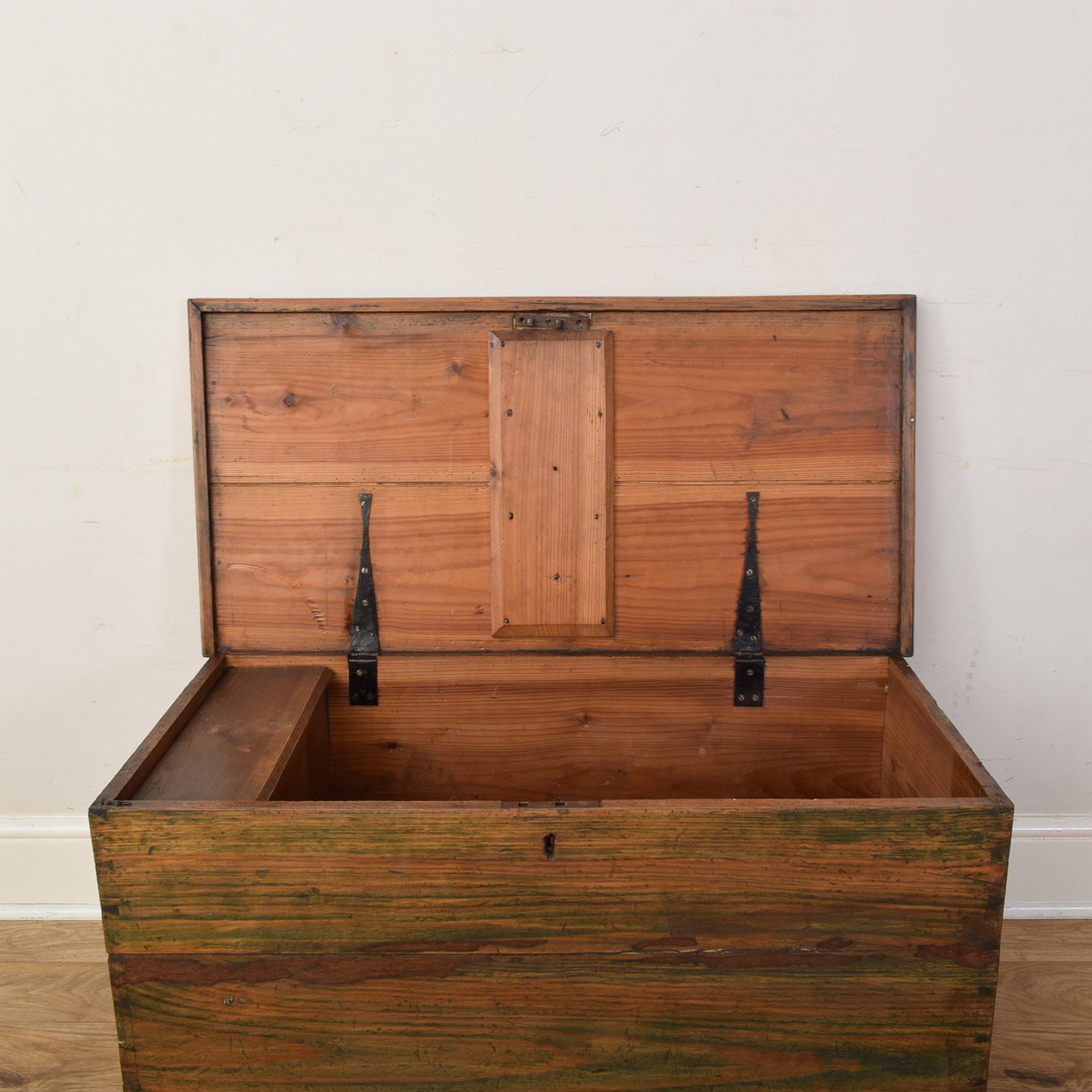 Pine Chest